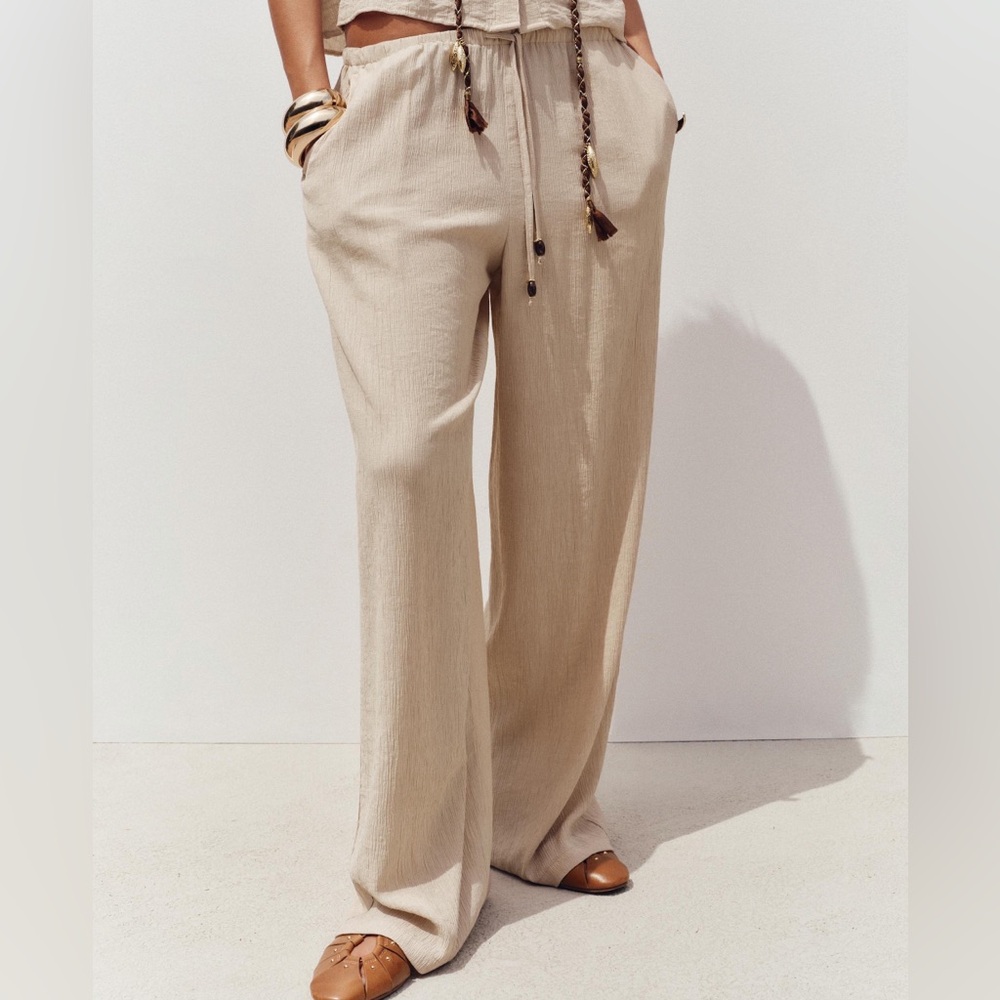 Zara NWT elastic waistband wide leg pants sand color - Picture 3 of 6